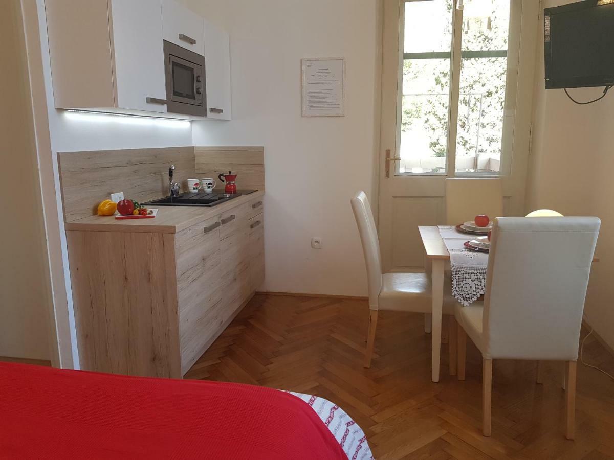 Apartment Nena With Private Free Parking Apartment *