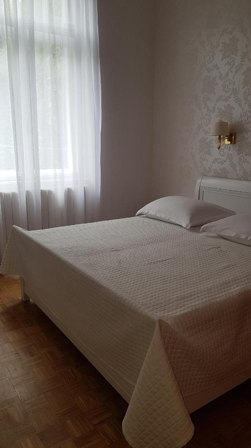 Apartment Nena With Private Free Parking Apartmán *